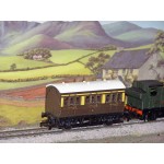 USED Hornby Great Western Railway 4-Wheel Coach R213